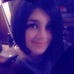 Meet your Posher, Crystal